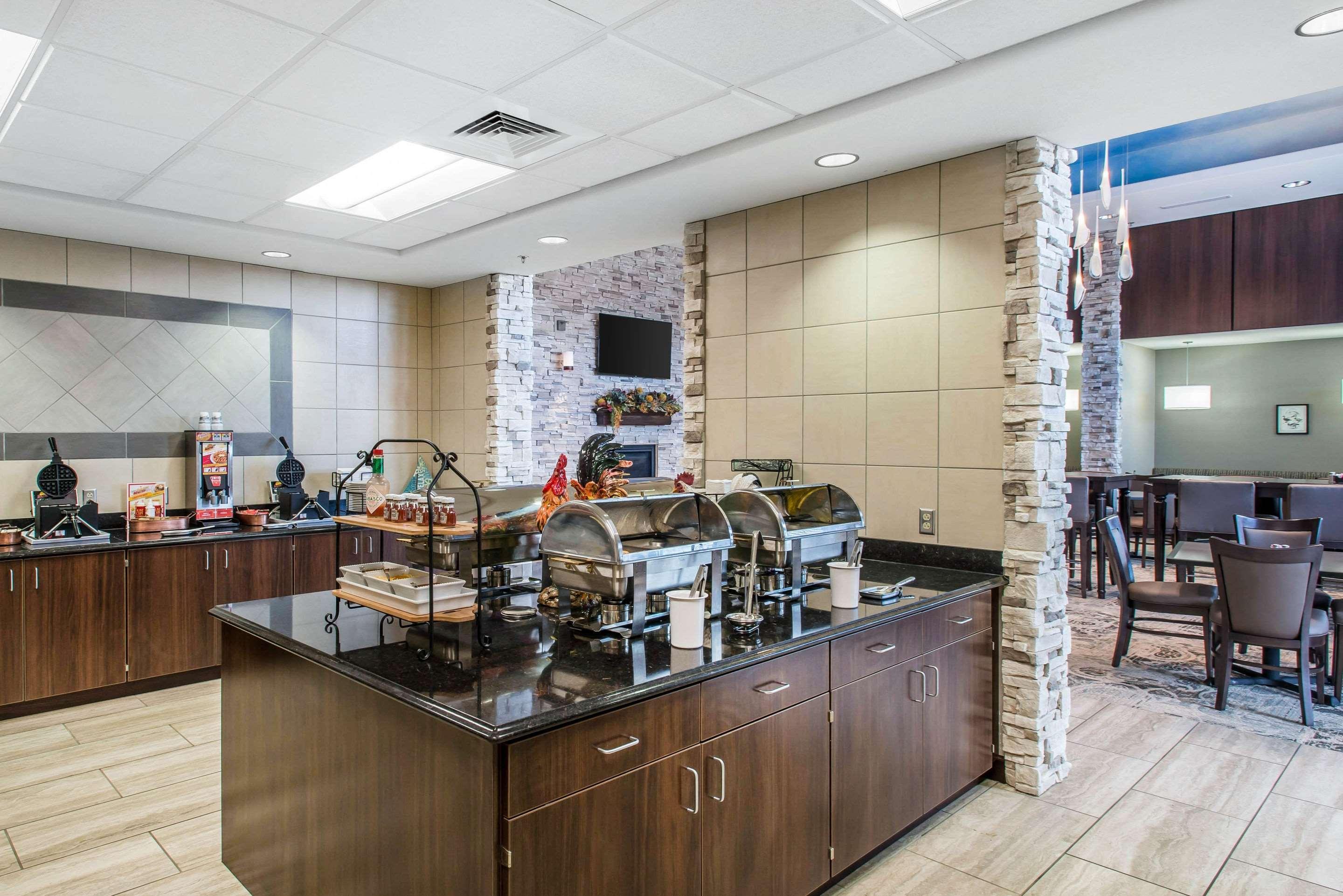 The Heritage Inn & Suites, Ascend Hotel Collection غاردن سيتي المظهر الخارجي الصورة