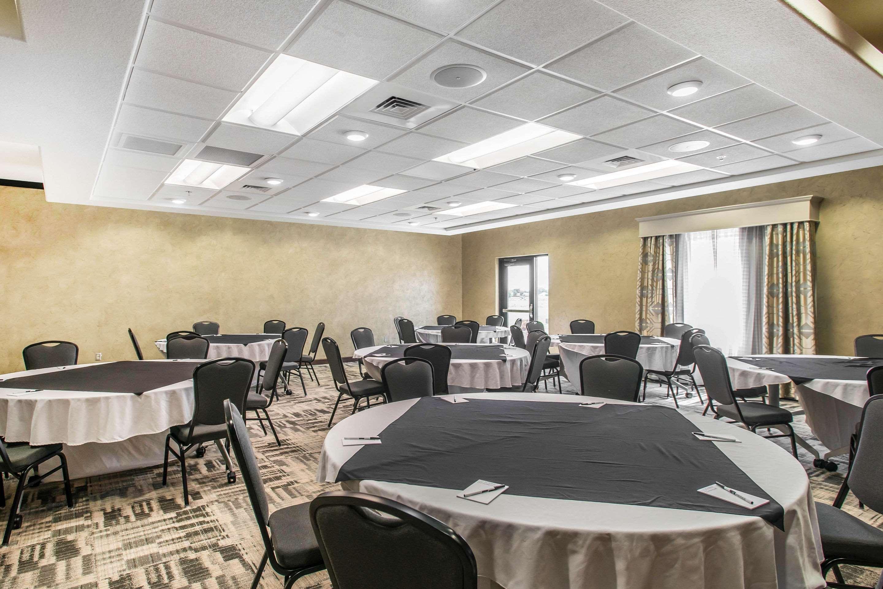 The Heritage Inn & Suites, Ascend Hotel Collection غاردن سيتي المظهر الخارجي الصورة