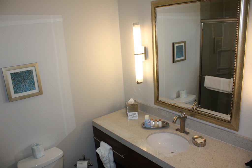 The Heritage Inn & Suites, Ascend Hotel Collection غاردن سيتي المظهر الخارجي الصورة